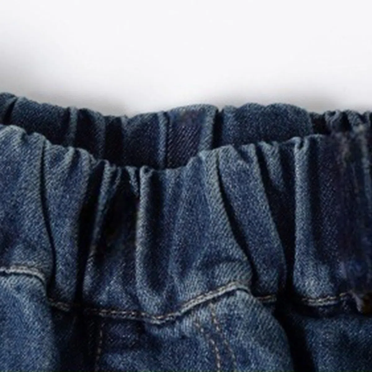 Generico Pantaloncini Jeans Ragazzo Bermuda Ragazzo Estivi Jeans Short Bambino Lunghi al Ginocchio Pantaloni Corti Denim Jean Jorts Regular Fit Comodi Y2k per Il Tempo Libero con Tasche 4-10 Anni