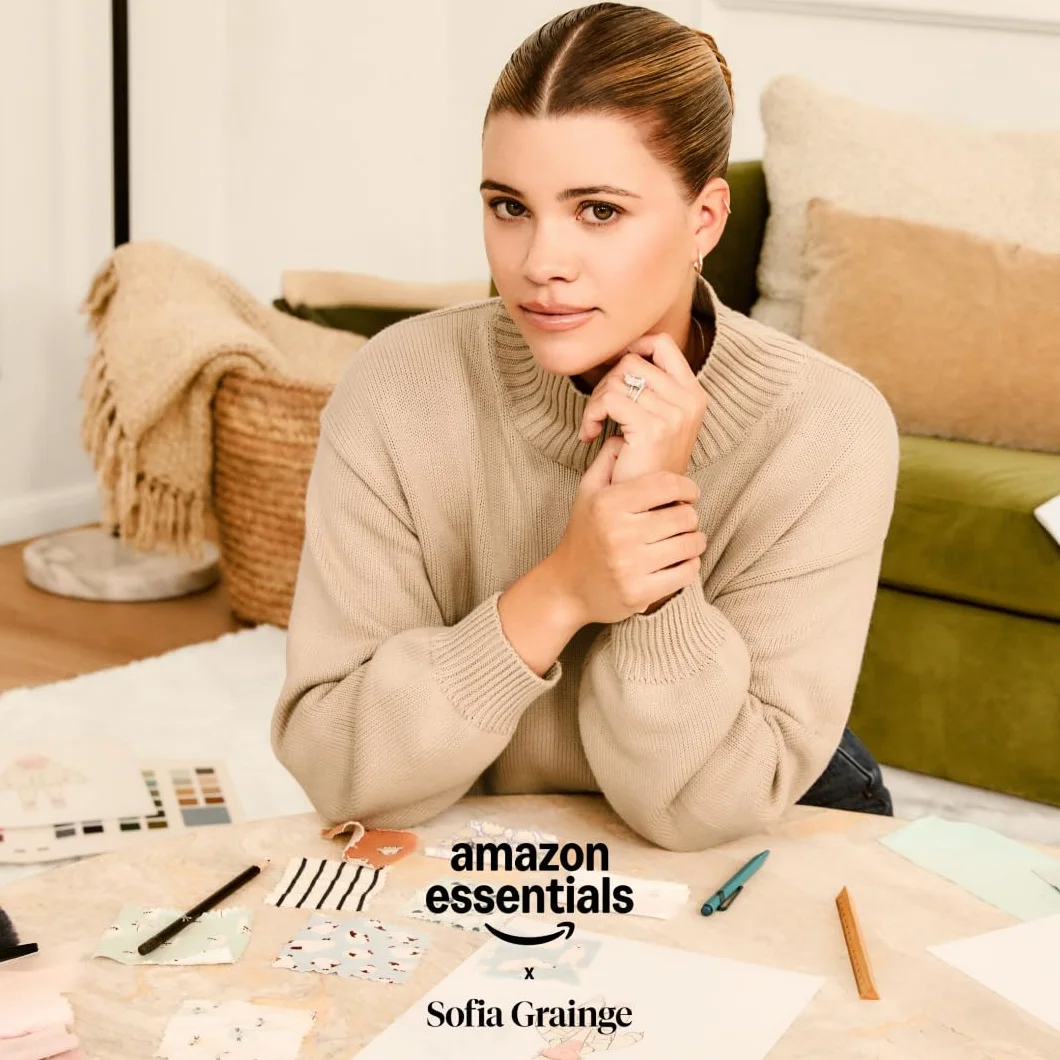 Amazon Essentials x Sofia Grainge Set Pantaloni E Top in Spugna Bimba e Bambina