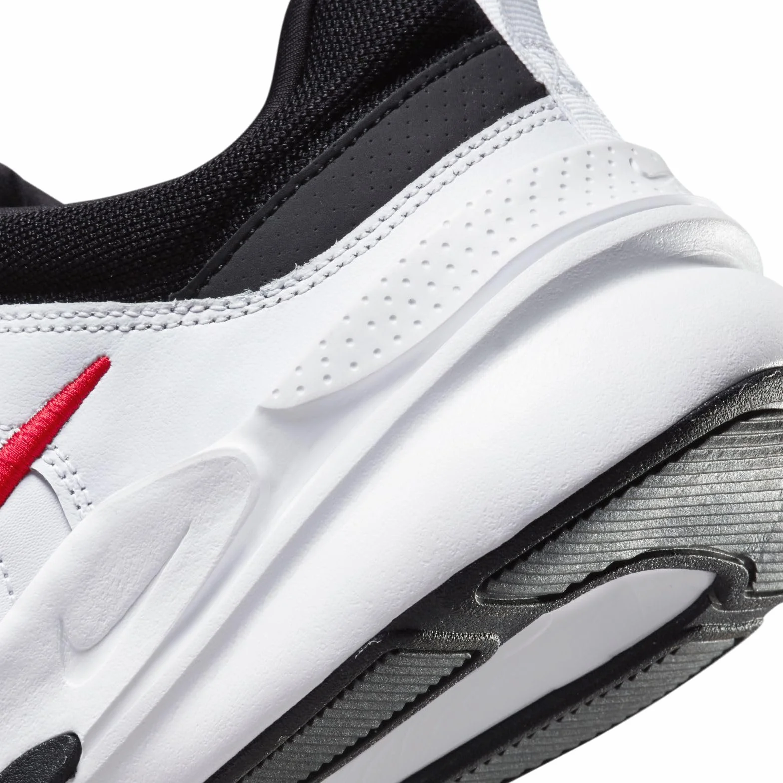 Nike Defy all Day Sneaker da Uomo