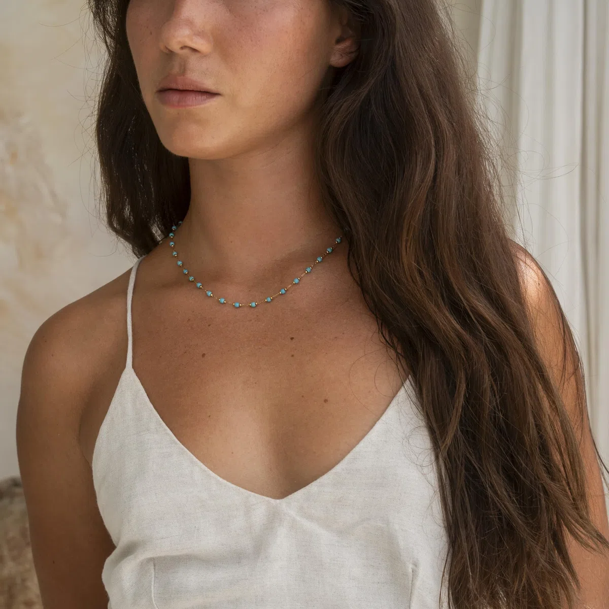 Made by Nami - Collana di perle da donna colorata in acciaio inox impermeabile, gioiello perfetto come regalo per donne