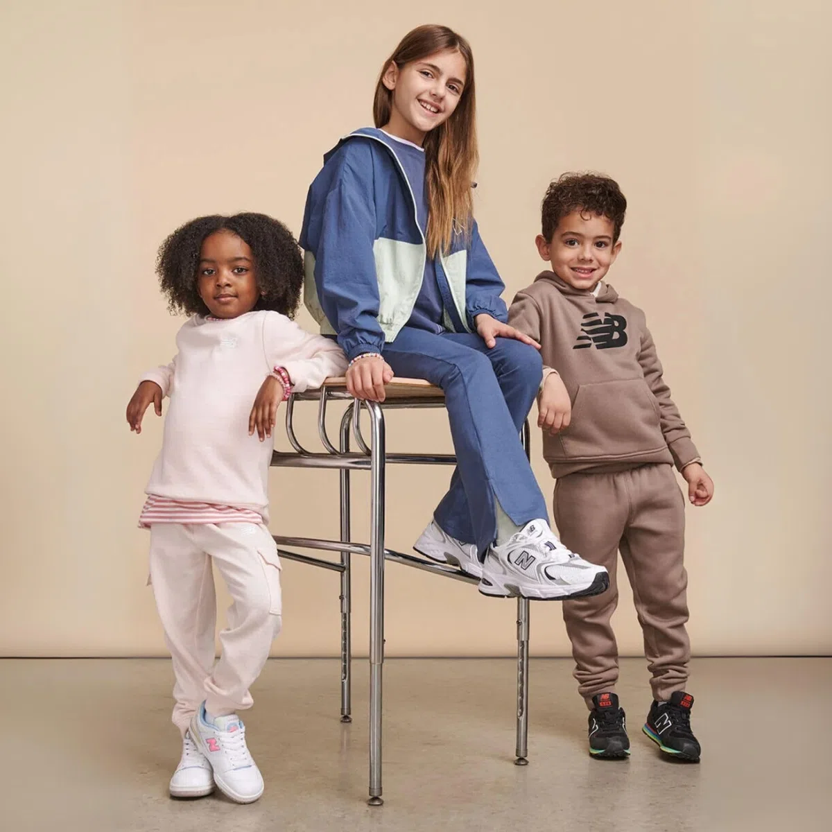 New Balance Pantaloni da Jogging in Pile da Bambino, Confezione da 3, in Morbido Pile Misto Cotone, con Tasche, vestibilità Atletica, Taglie 4-20