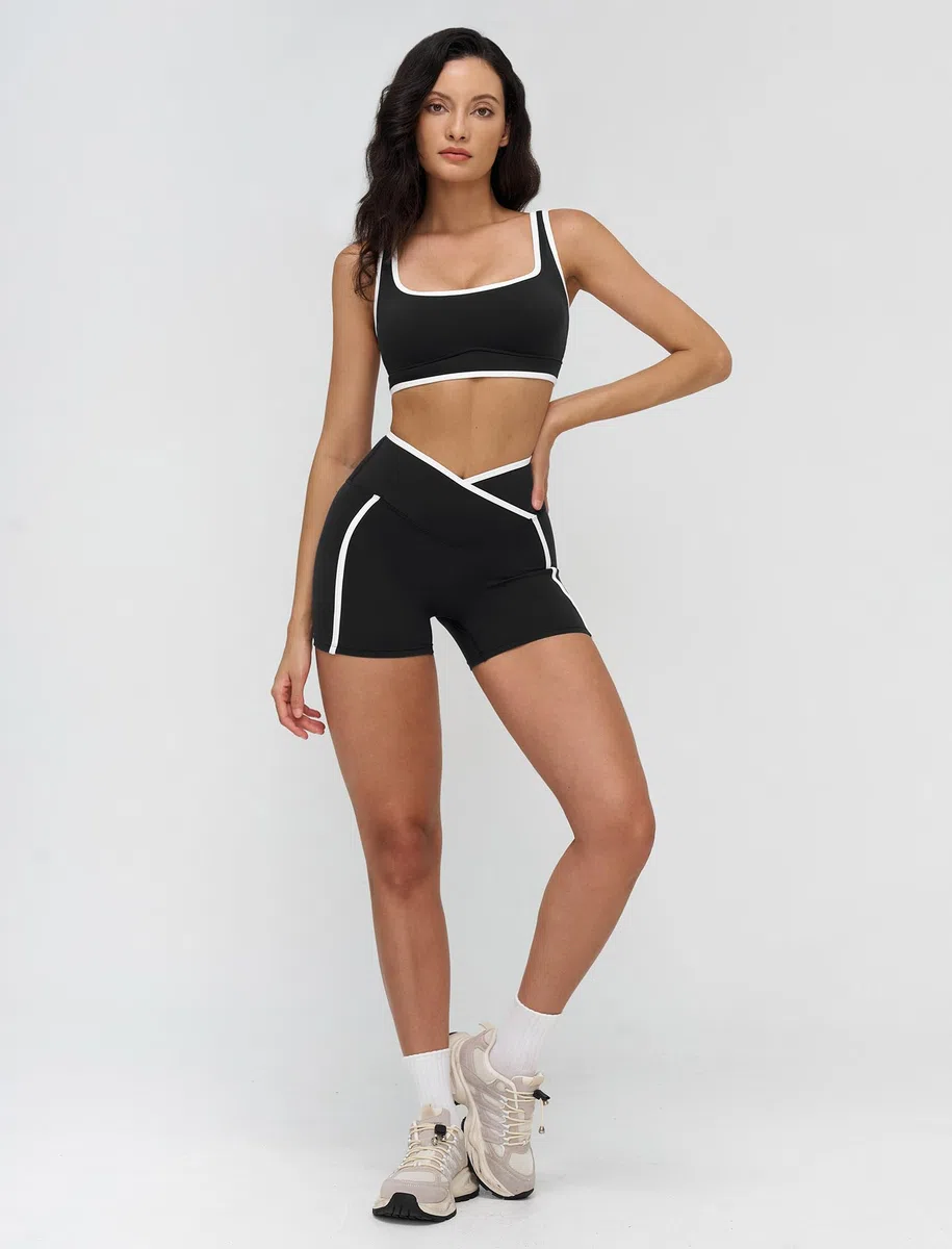 Set da yoga da donna, set sportivo per fitness, a vita alta, incrociato, push up, modellante, 2 pezzi, con reggiseno sexy sulla schiena e pantaloncini per yoga, palestra, allenamento
