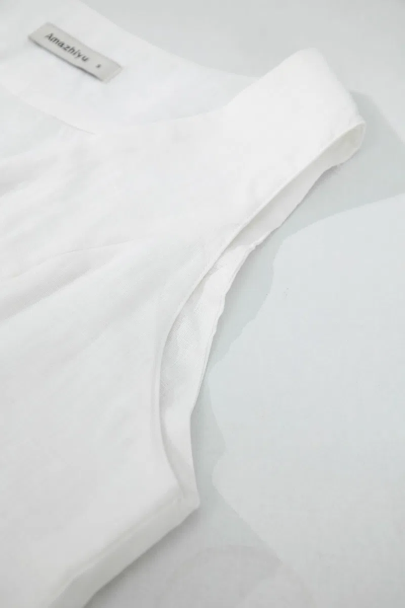 Amazhiyu Gilet da donna in lino, senza maniche, con scollo a V, corto, con bottoni, vestibilità aderente, cinghie regolabili
