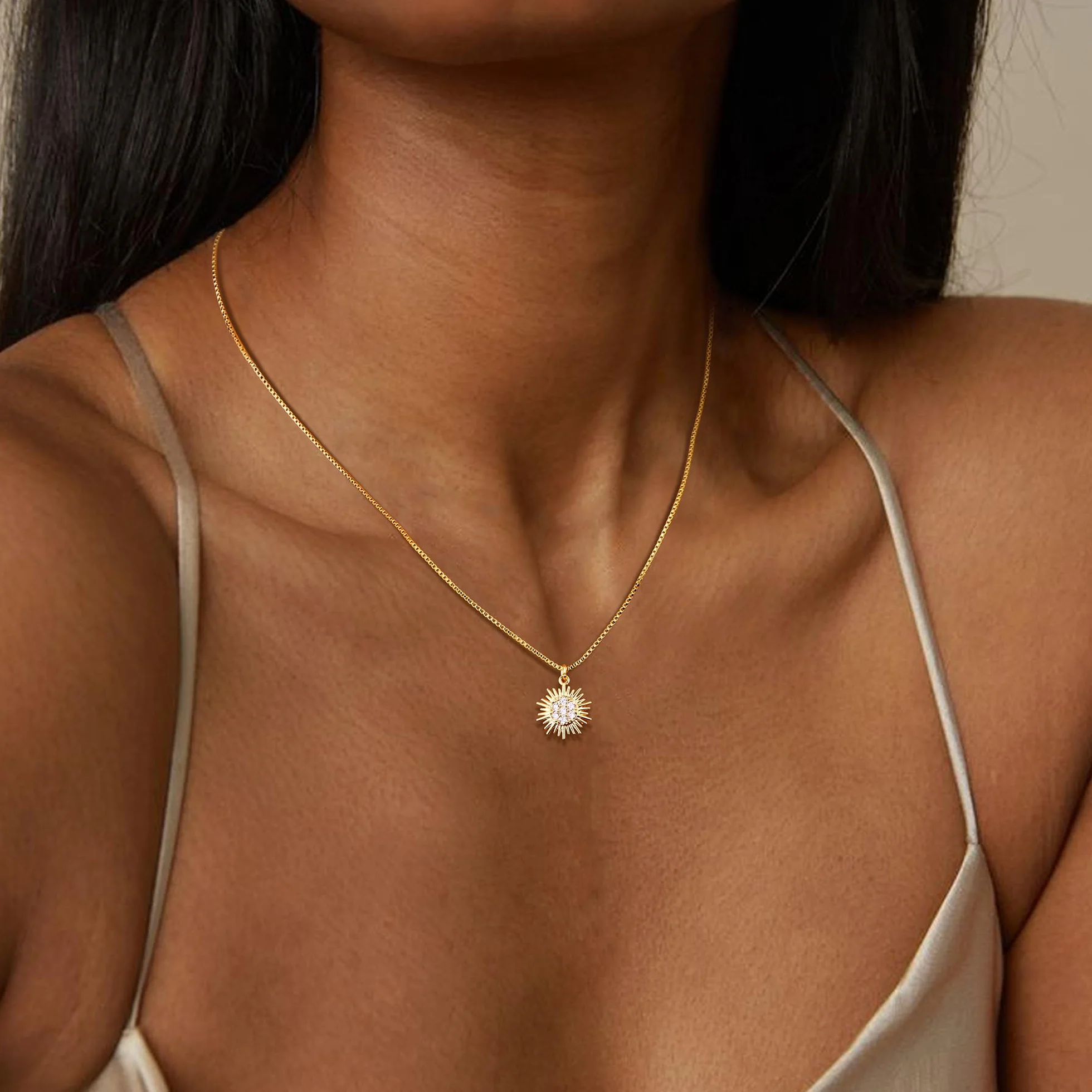 Kakonia Collane Oro per Donna, Collana Oro Strato, Collana Pendente Placcata in Oro 14K, Set Collane Choker Semplici, Collane Oro Delicate, Gioielli Trendy Impilati per Donna