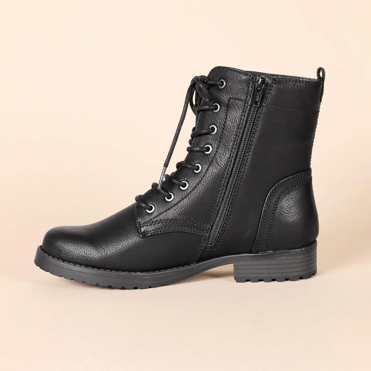 Amazon Essentials Donna Combat Boots Stringati