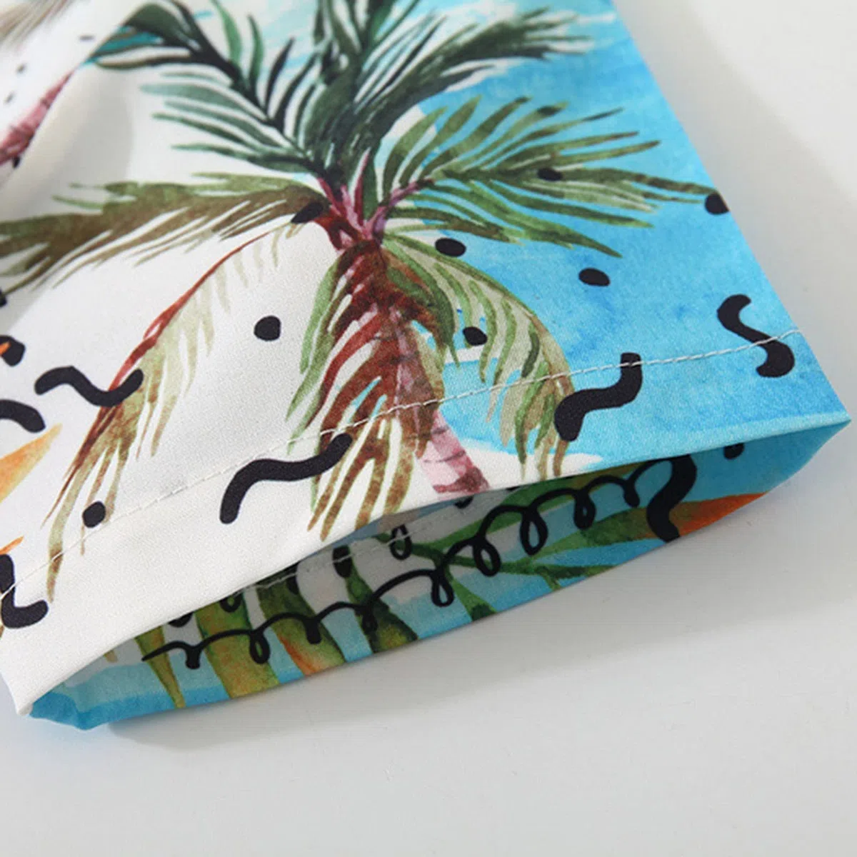 Camicie hawaiane per ragazzi Camicia con bottoni a maniche corte estiva spiaggia tropicale stampato camicie casual per bambini albero di cocco divertente top A15