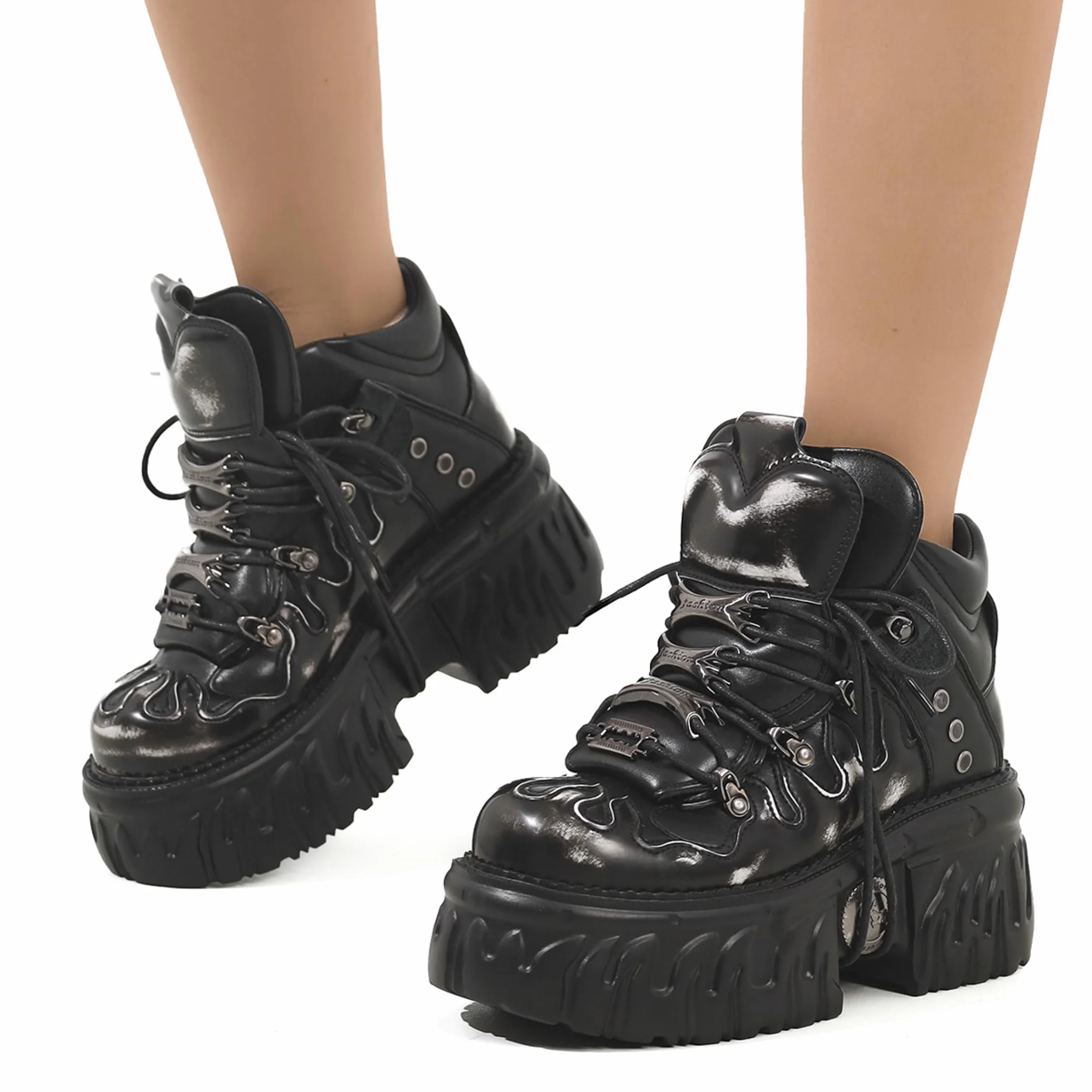 Stivali con Plateau Gotici da Donna, Scarpe Stile Punk Rock Heavy Metal Stivaletti Stringati Chunky con Design a Fiamma e Dettagli in Metallo