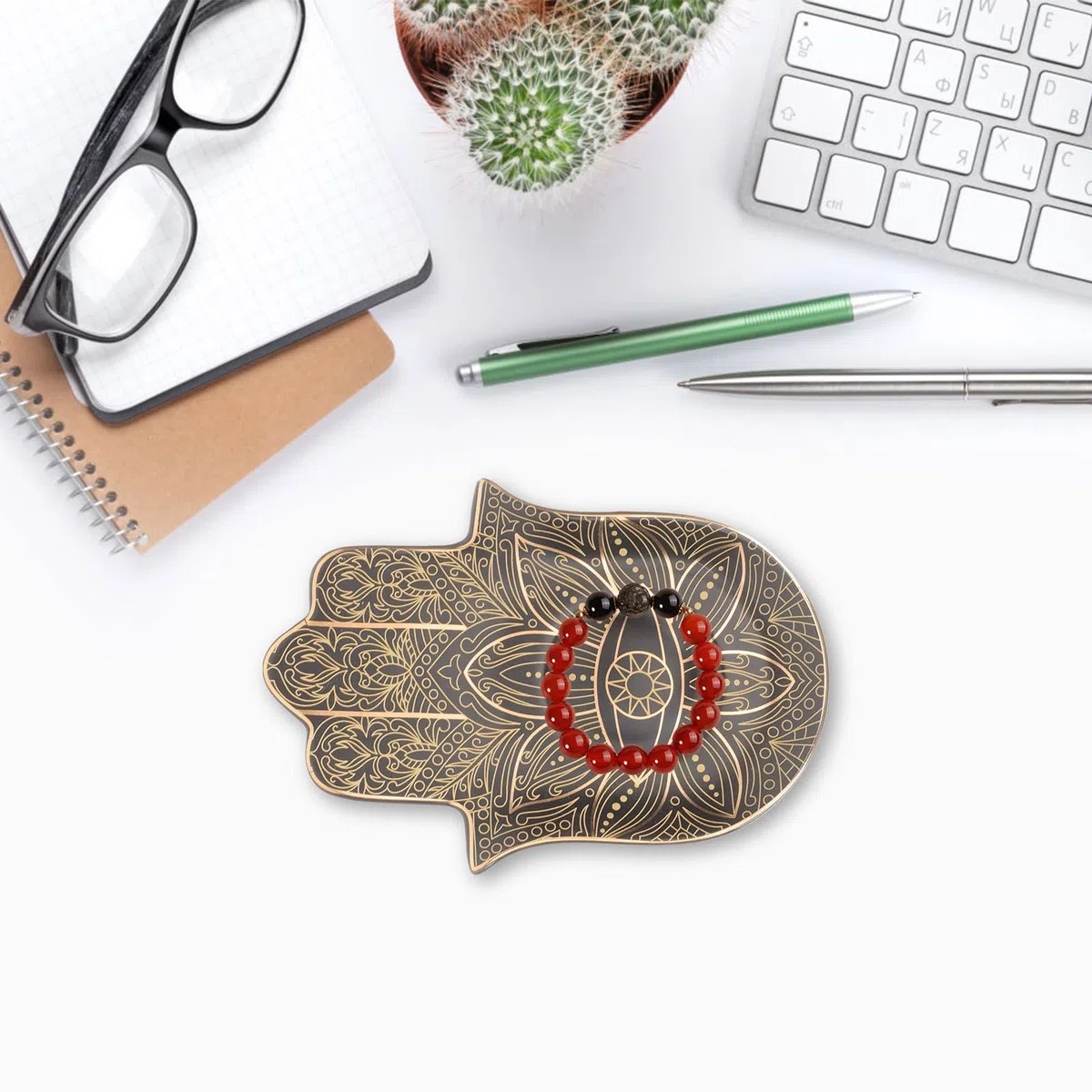 SHERCHPRY Vassoio in Ceramica Decorativo Mano di Fatima, Sottobicchiere da Tavolo Multifunzione, Piatto Espositore per Gioielli e Organizer per Scrivania, Regalo la Casa e Ufficio