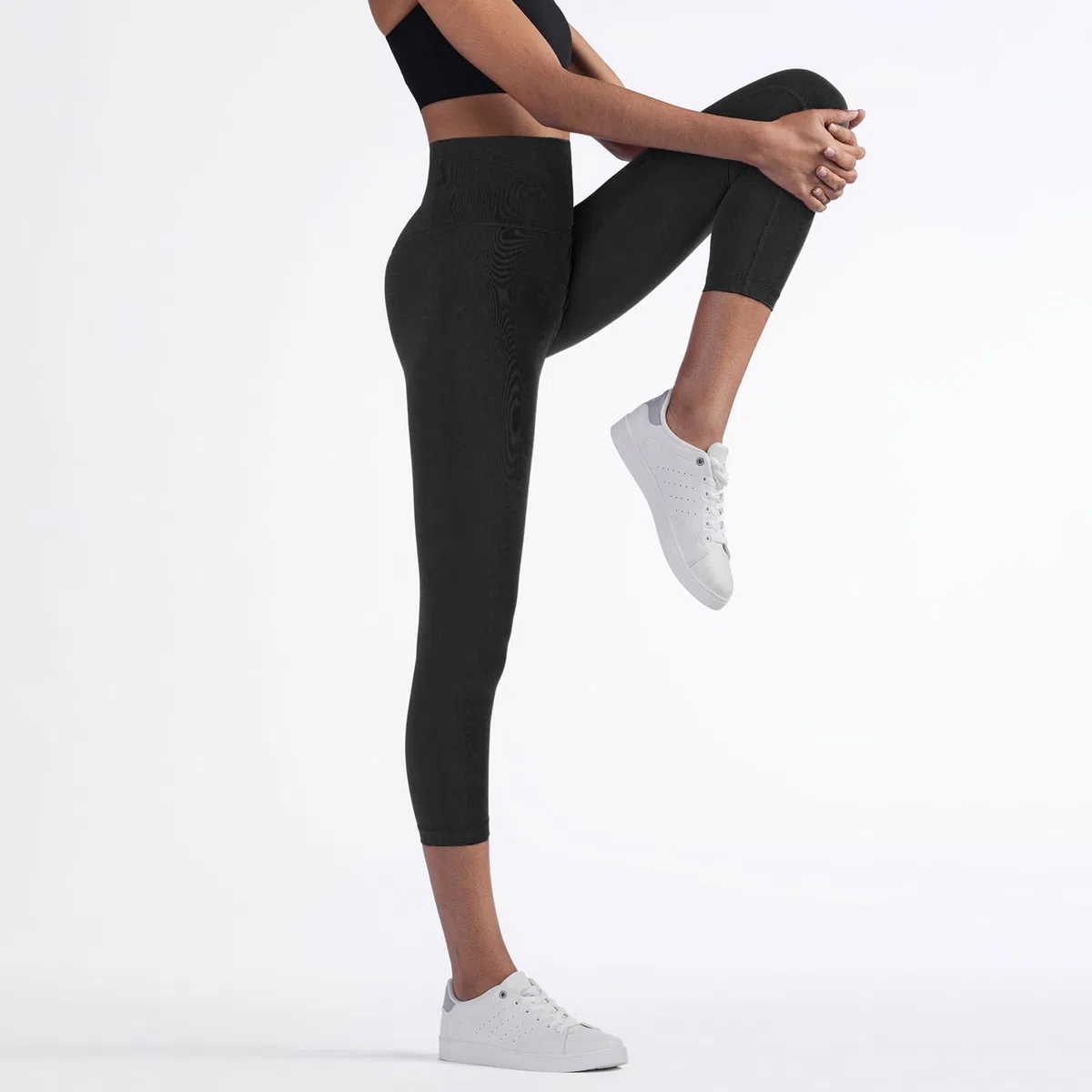 Leggins Sportivi Donna Push Up 3/4 Leggings Palestra Vita Alta Pantaloni Fitness Yoga Elasticizzati Anticellulite Pantaloni con Tasche per Pilates Sport Gym Running Tempo Libero, Jogging