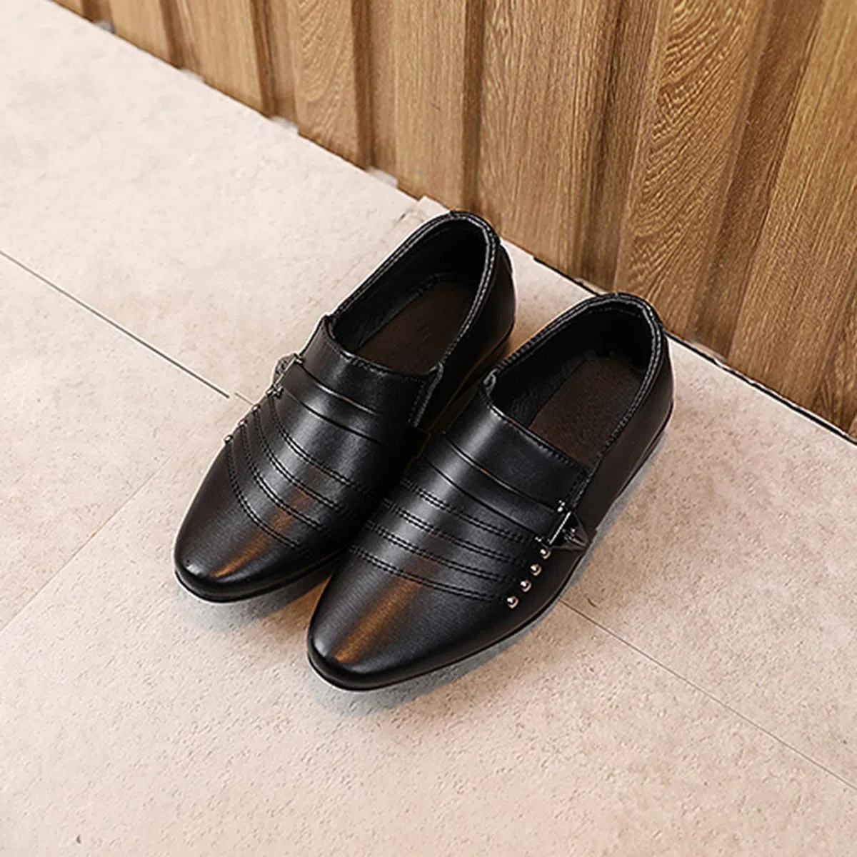 Ragazzi Mocassini Bambini Scarpe Eleganti da Pantofole, Mocassini Scarpe Comode Casual,Scarpe in Pelle Scarpe Basse alla Moda Antiscivolo Difendere Puzzolente Scarpe morbide