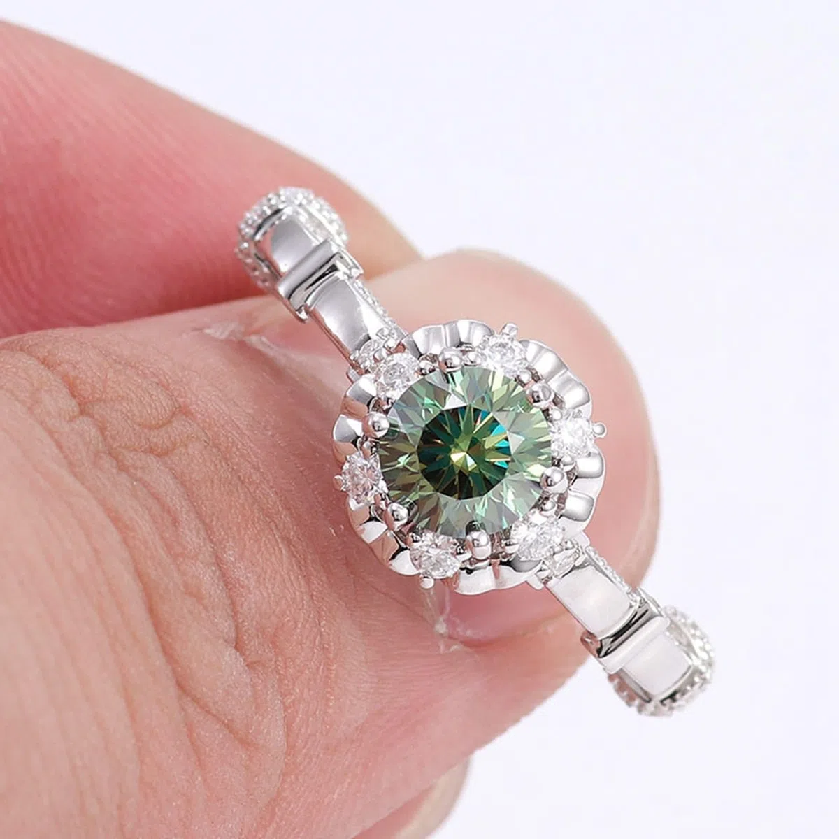 Wycian Anelli da donna eleganti anelli dell'amicizia in oro bianco 9 k moissanite con verde moissanite rotondo, misura 45 (14,3), eleganti personalizzabili per zia San Valentino
