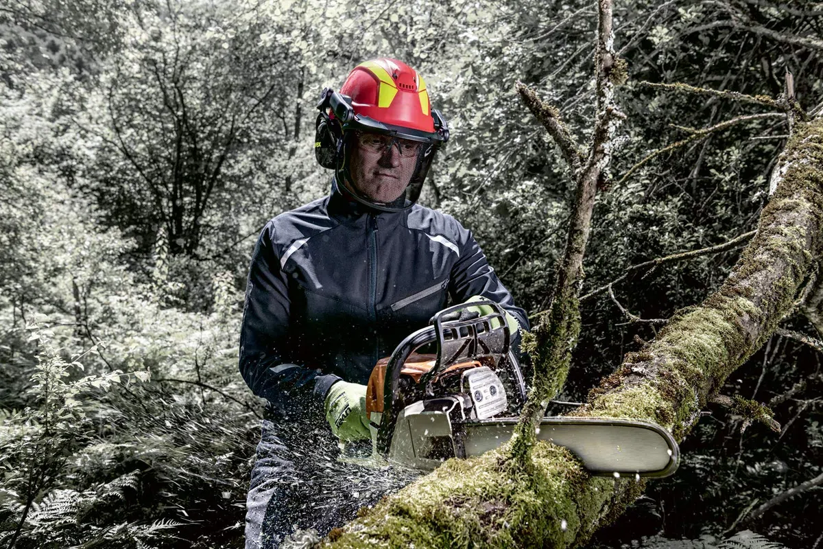Uvex Pheos Forestry - Casco forestale con protezione dell'udito e del viso - SNR: 30dB