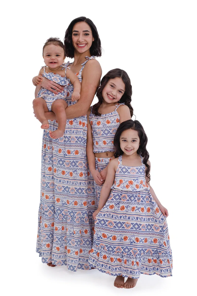Disney Tutina coordinata con stampa geografica Re Leone Mommy & Me, maxi vestito e pantaloni, per neonati e adulti