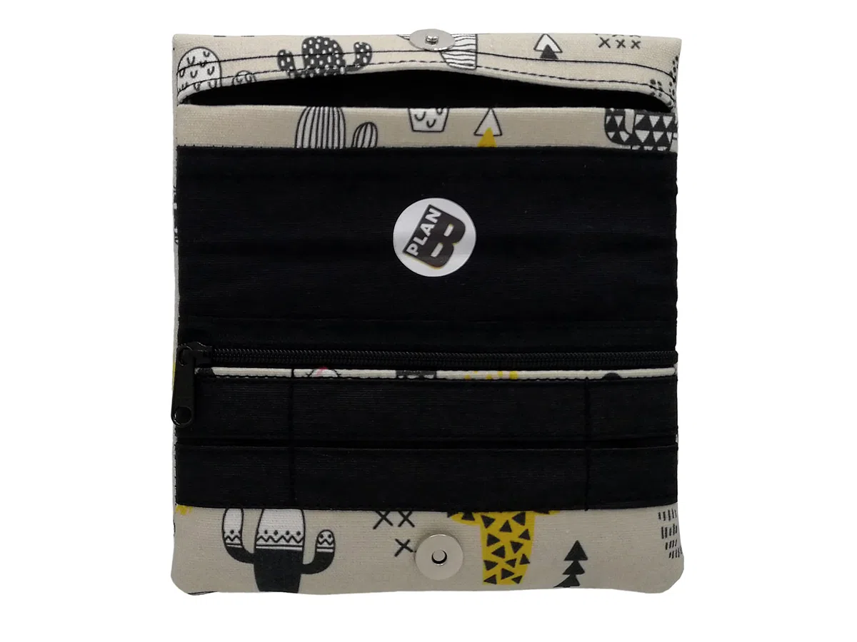 Plan B, Portasigarette Tabacco Trinciato, Yolo Cactus, 16 x 8,5 cm, 50 gr, con Borsa in Gomma EVA, Beige con Stampa