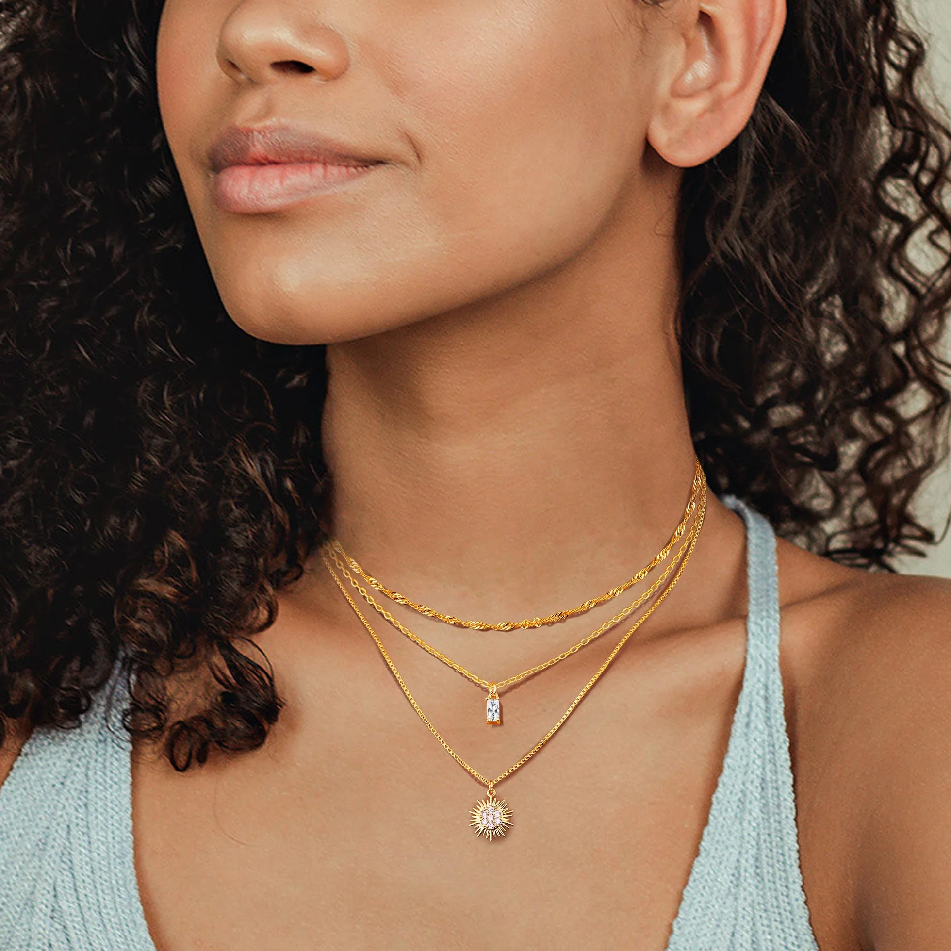 Kakonia Collane Oro per Donna, Collana Oro Strato, Collana Pendente Placcata in Oro 14K, Set Collane Choker Semplici, Collane Oro Delicate, Gioielli Trendy Impilati per Donna