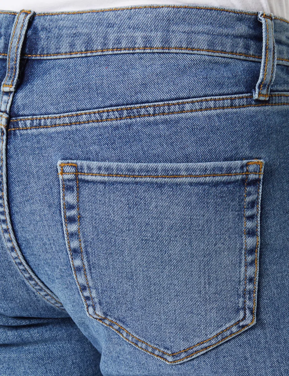 Amazon Essentials Uomo Jeans Elasticizzati, vestibilità Atletica - Colori Fuori Produzione