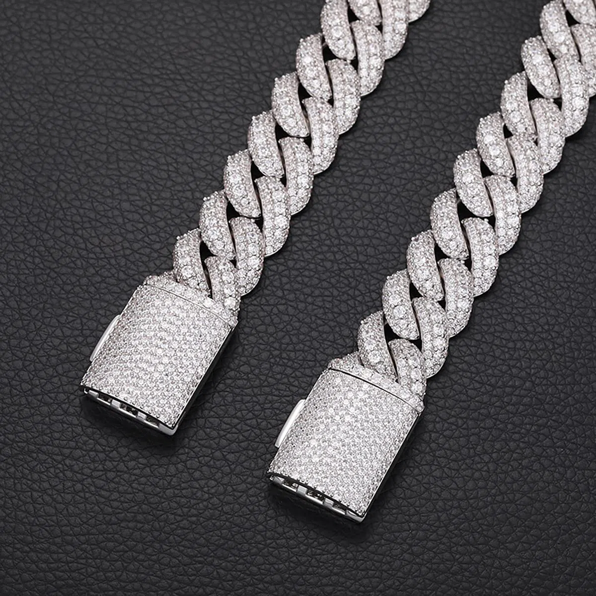 Catena a maglia cubana placcata in oro bianco 18 carati, 18 mm, Miami Bling 5A+, con zirconia cubica, stile hip hop, rapper, collana spessa a maglie cubane, regalo di lusso per uomini e donne