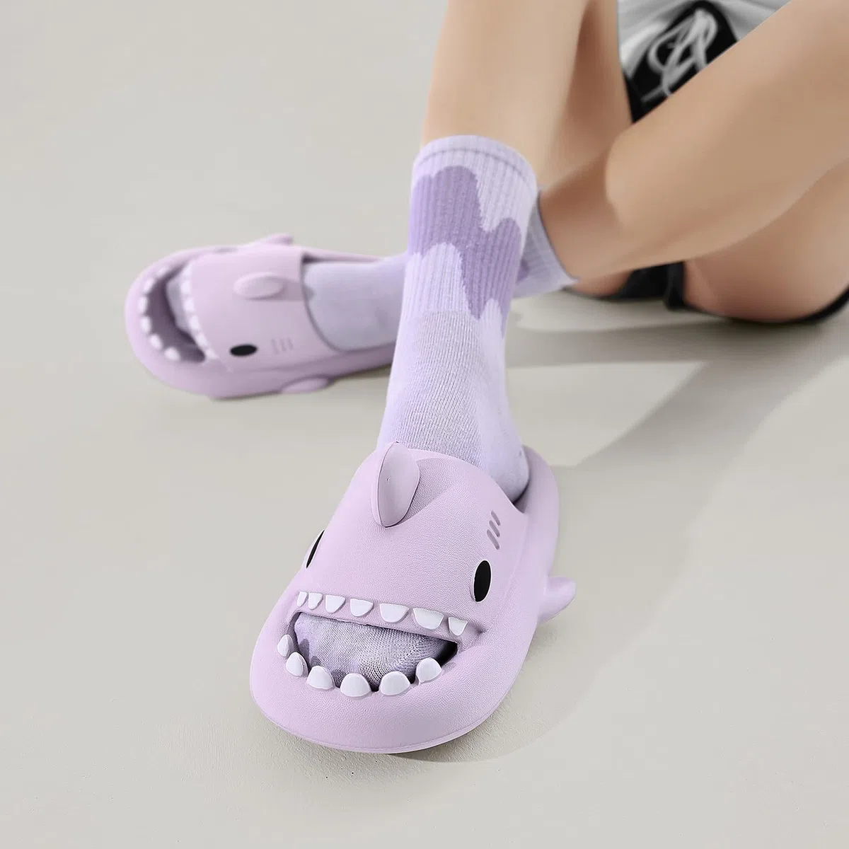Ciabatte Squalo Estive Donna Uomo Pantofole da Bagno Comode Ciabatta da Doccia Antiscivolo Sandali da Spiaggia e Piscina a Punta Aperta Shark Slides Slippers