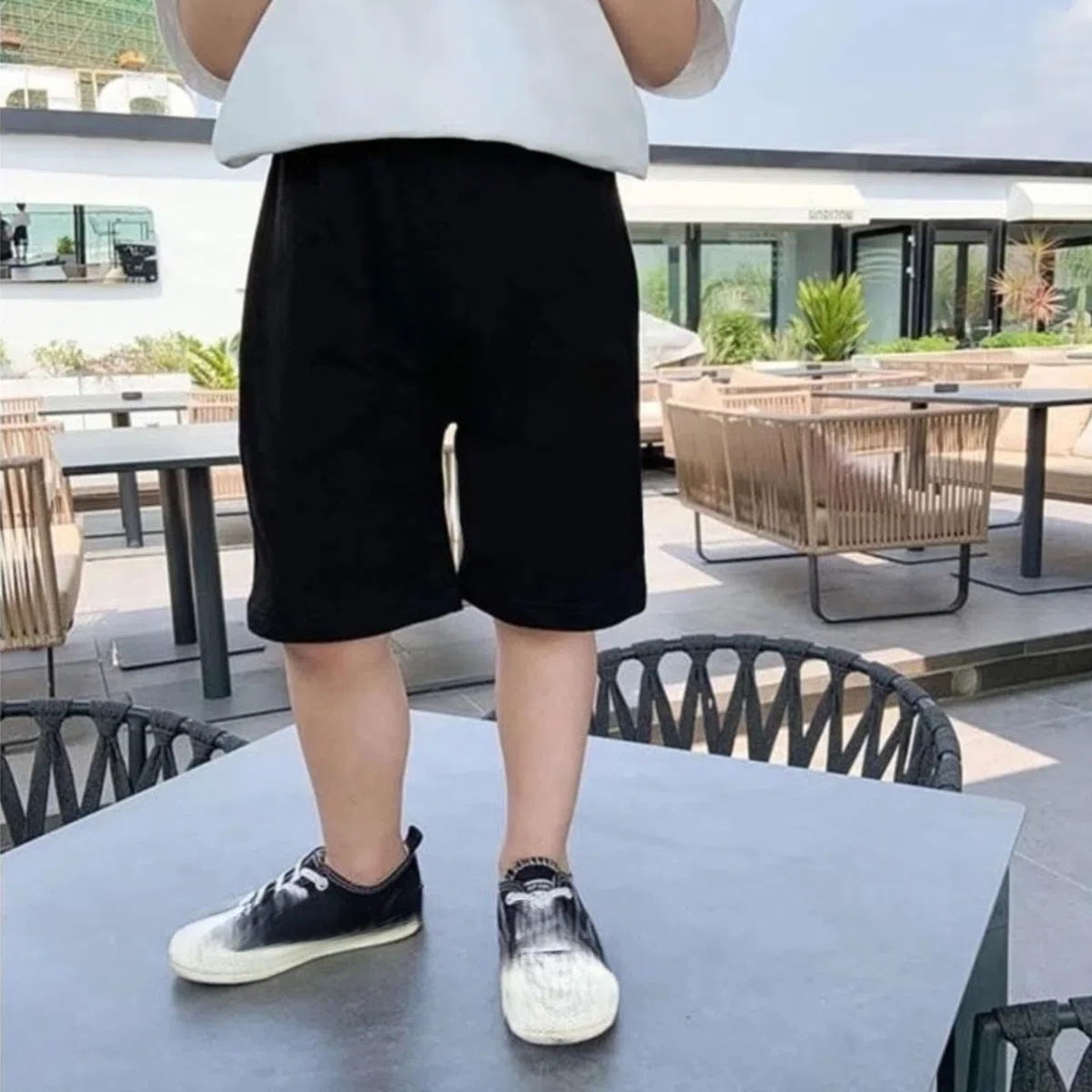 Ragazzi Lunghezza Al Ginocchio Pantaloncini Atletici Bambini Estate Cotone Bermuda Shorts Adolescenti Elastico Vita Casual Sport Basket Pantaloni Baggy Morbido Tinta unita Joggers Pantaloni della tuta