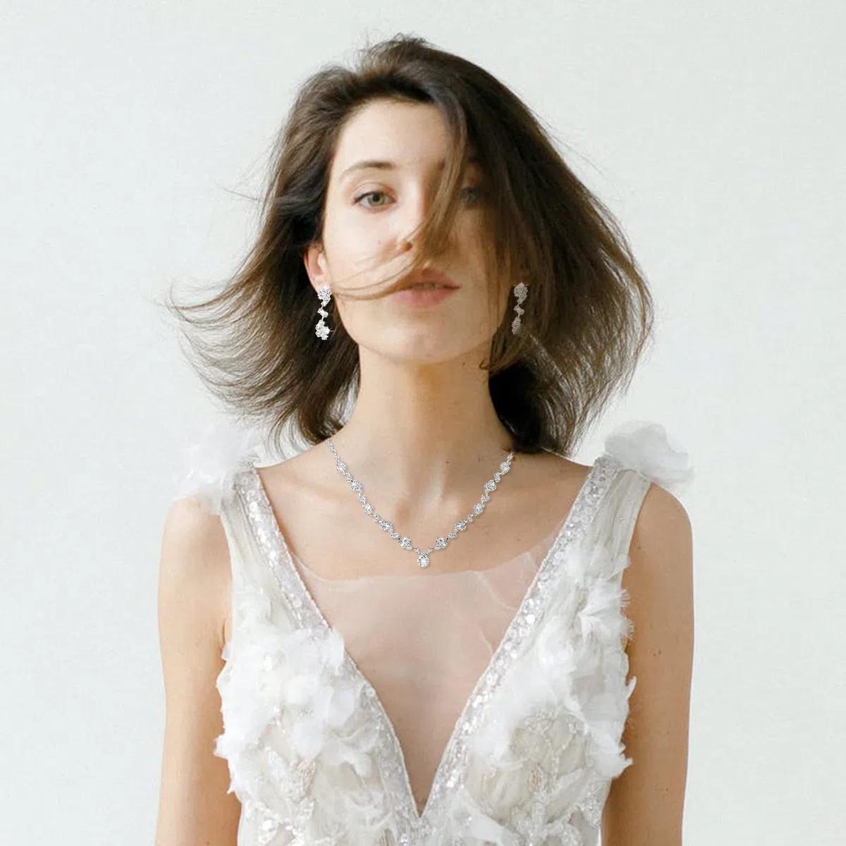 Yolev Parure Gioielli Donna da Sposa con Strass Include Collana Diamanti Bracciale Orecchini Damigella d'Onore Costume da Ballo Set di Gioielli per la Desta Nuziale Bigiotteria Donna