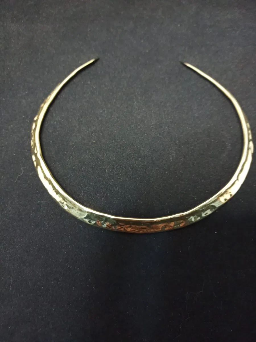 collana, girocollo in ottone fatta a mano, martellato