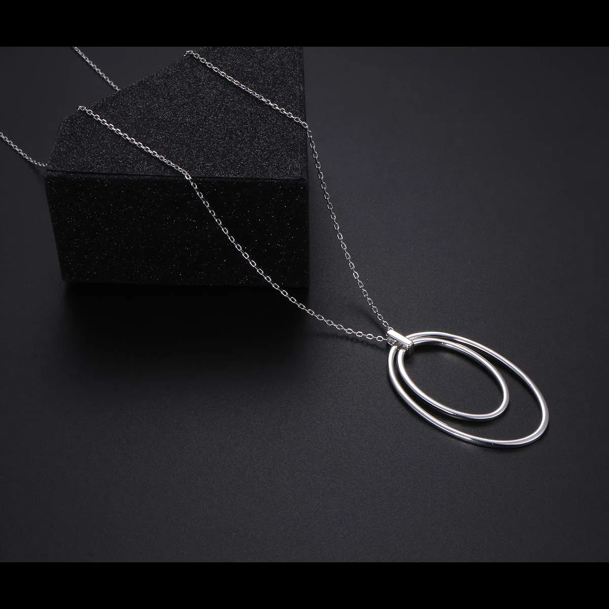 DAOCHONG Collana con ciondolo a doppio cerchio in argento Sterling 925 a catena lunga per donne 28 "+ 2" catena lunga, Base in metallo