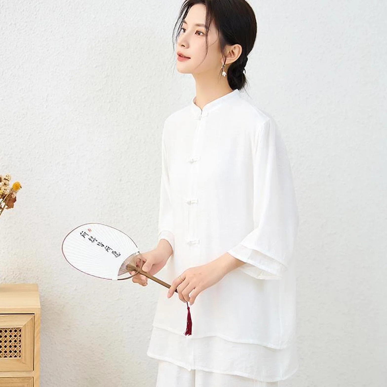 Abbigliamento Tai Chi Donna Seta e Lino Kung Fu Uniforme Stile Cinese Meditazione Zen Casual Maniche a Tre Quarti Esercizi Mattutini Vestito per Le Donne,White-M